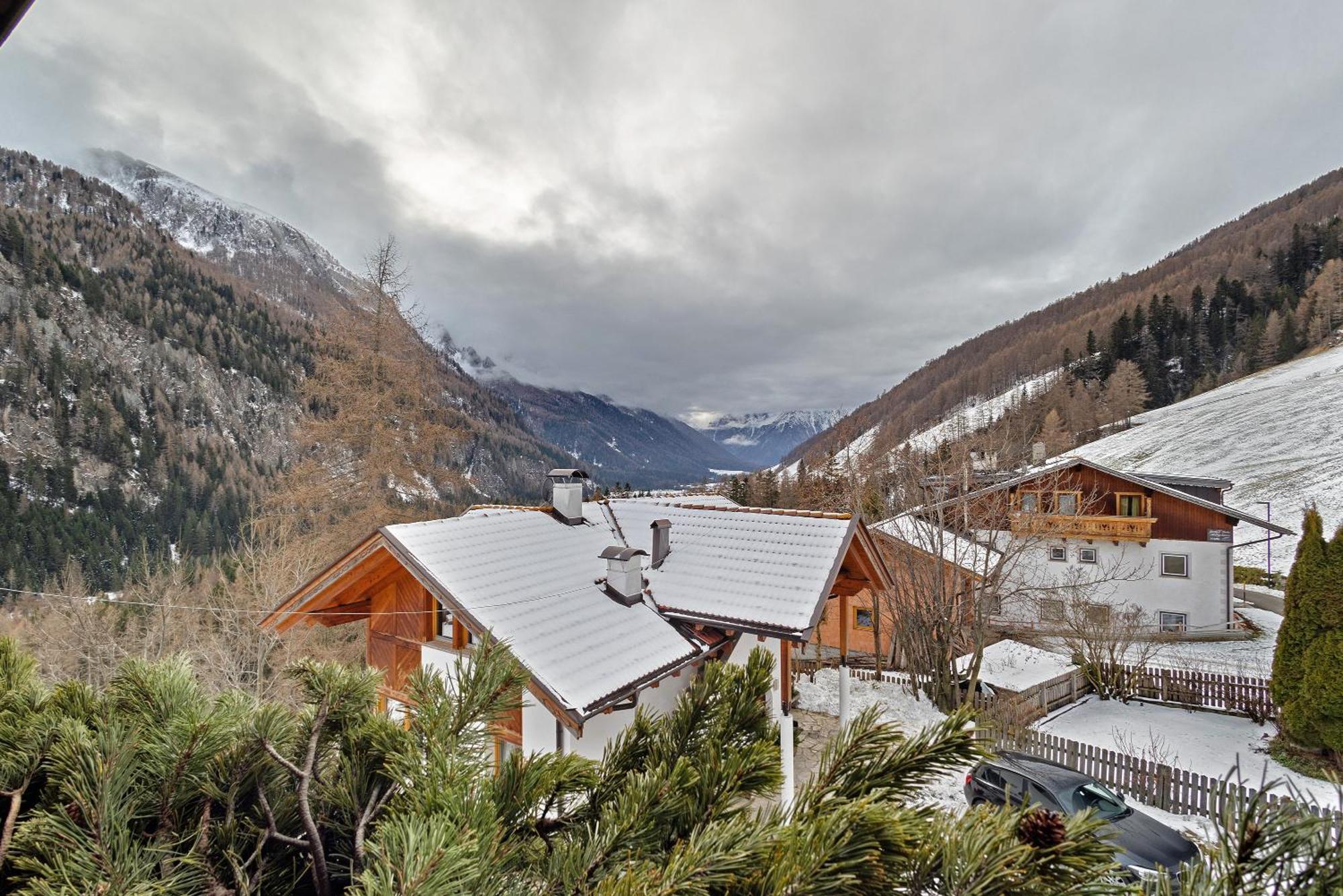 Bartlhof Refugium-Ritiro Villa Val di Vizze Luaran gambar